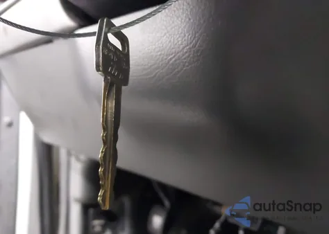 1996 Ford Econoline E350 Super Duty from USA, damaged, VIN 1FBJS31F1THA02272